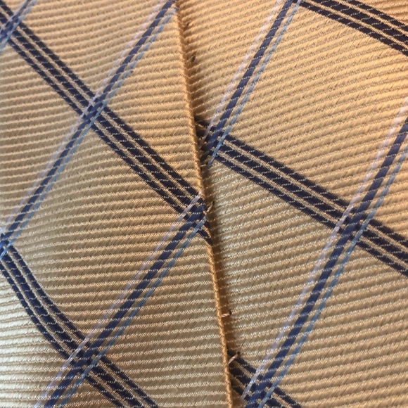 Chaps Yellow and Blues Plaid Silk Tie - Picture 15 of 15